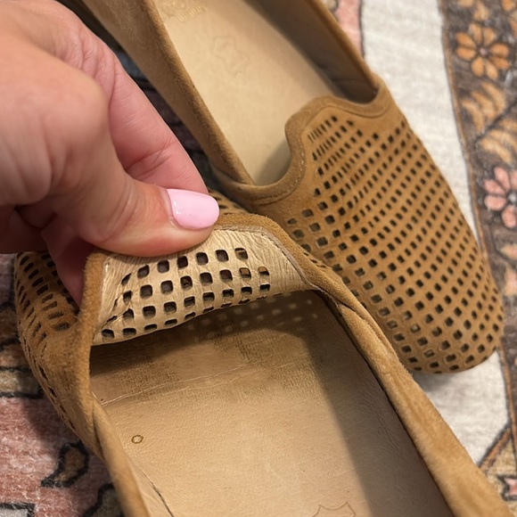 ✨ Crown Vintage ✨ Penelope Brown Suede Leather Perforated Flats Loafers Size 6.5 - Picture 6 of 12